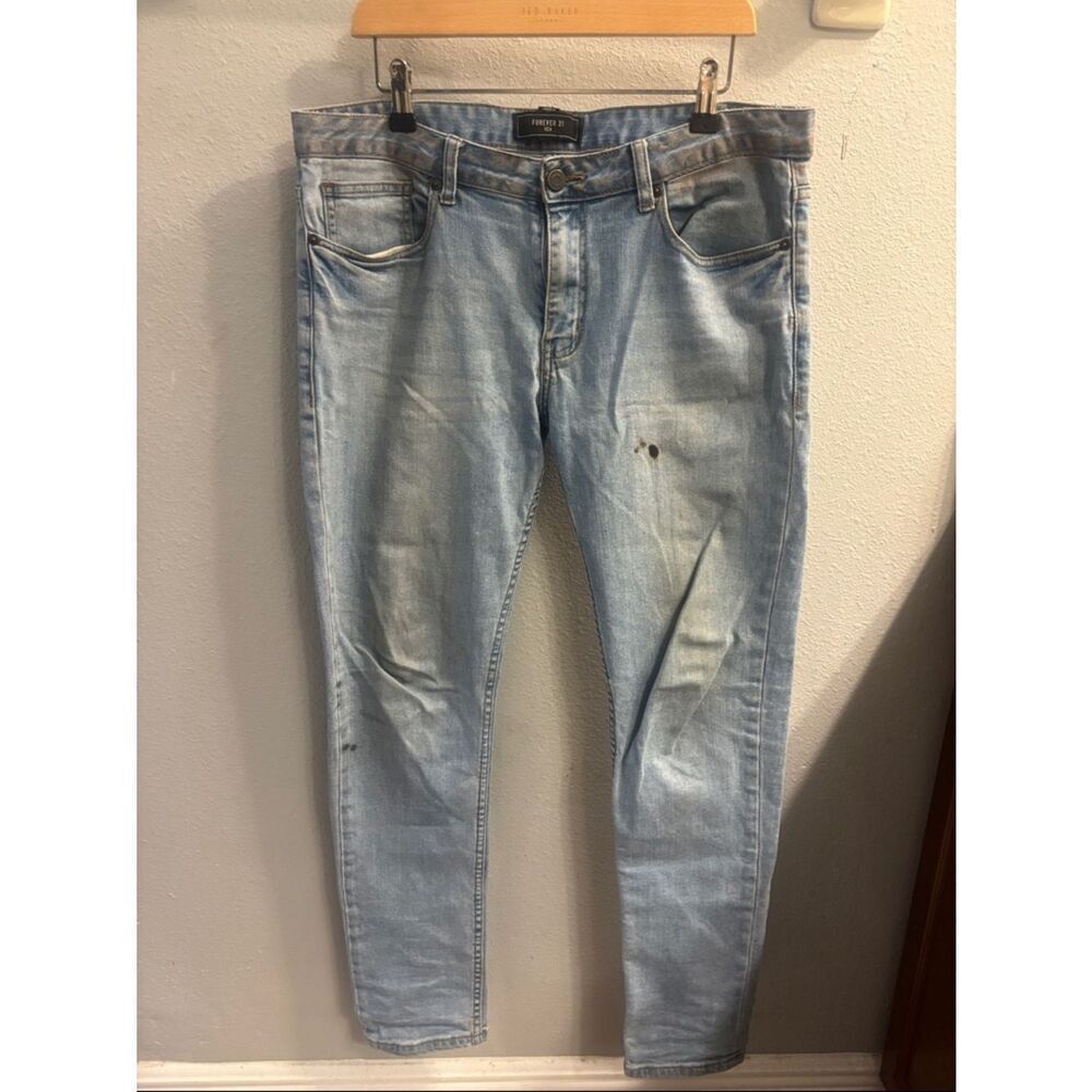Forever 21 Light Wash Skinny Men's Jeans